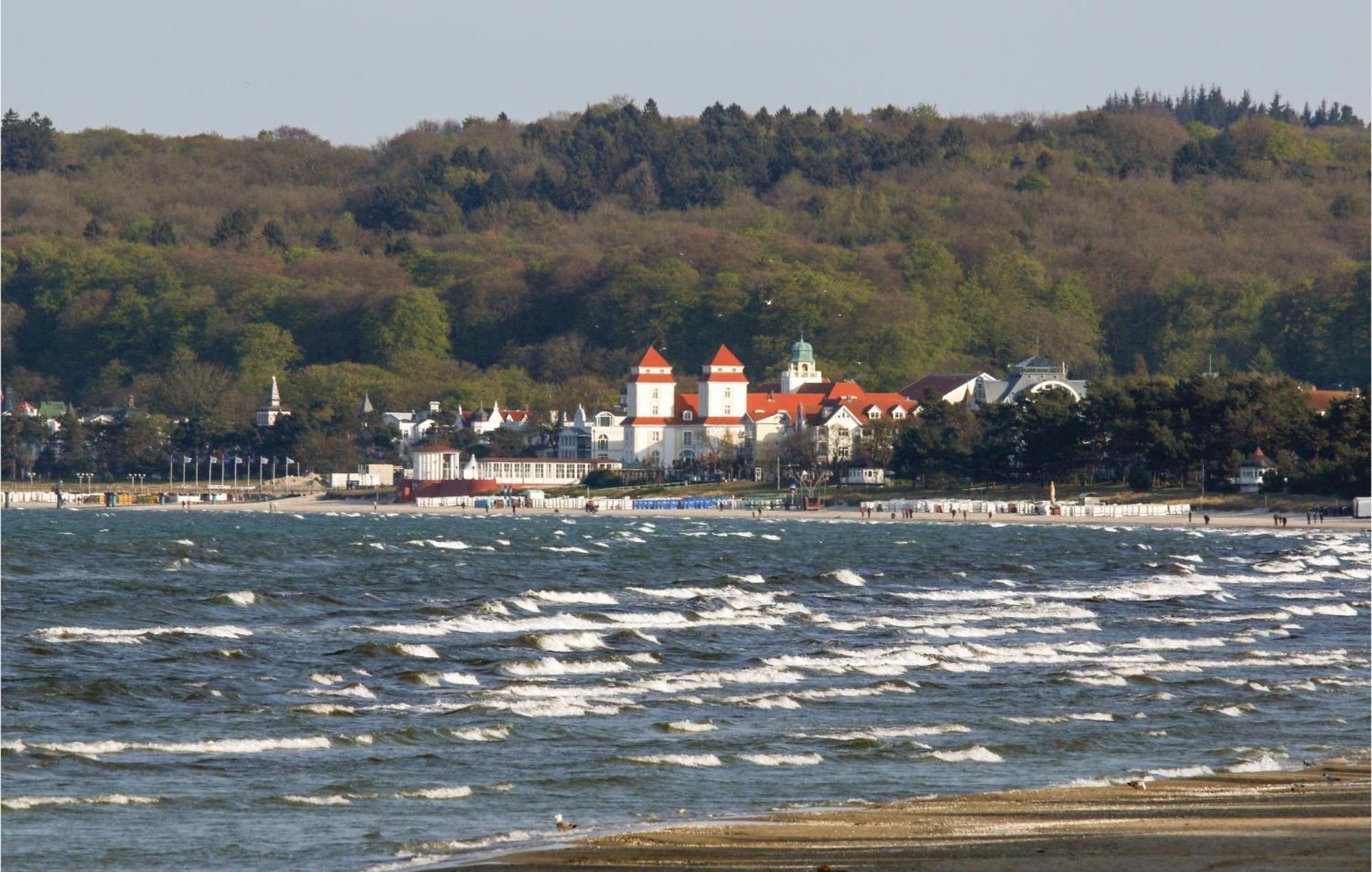 Skipper Binz Esterno foto